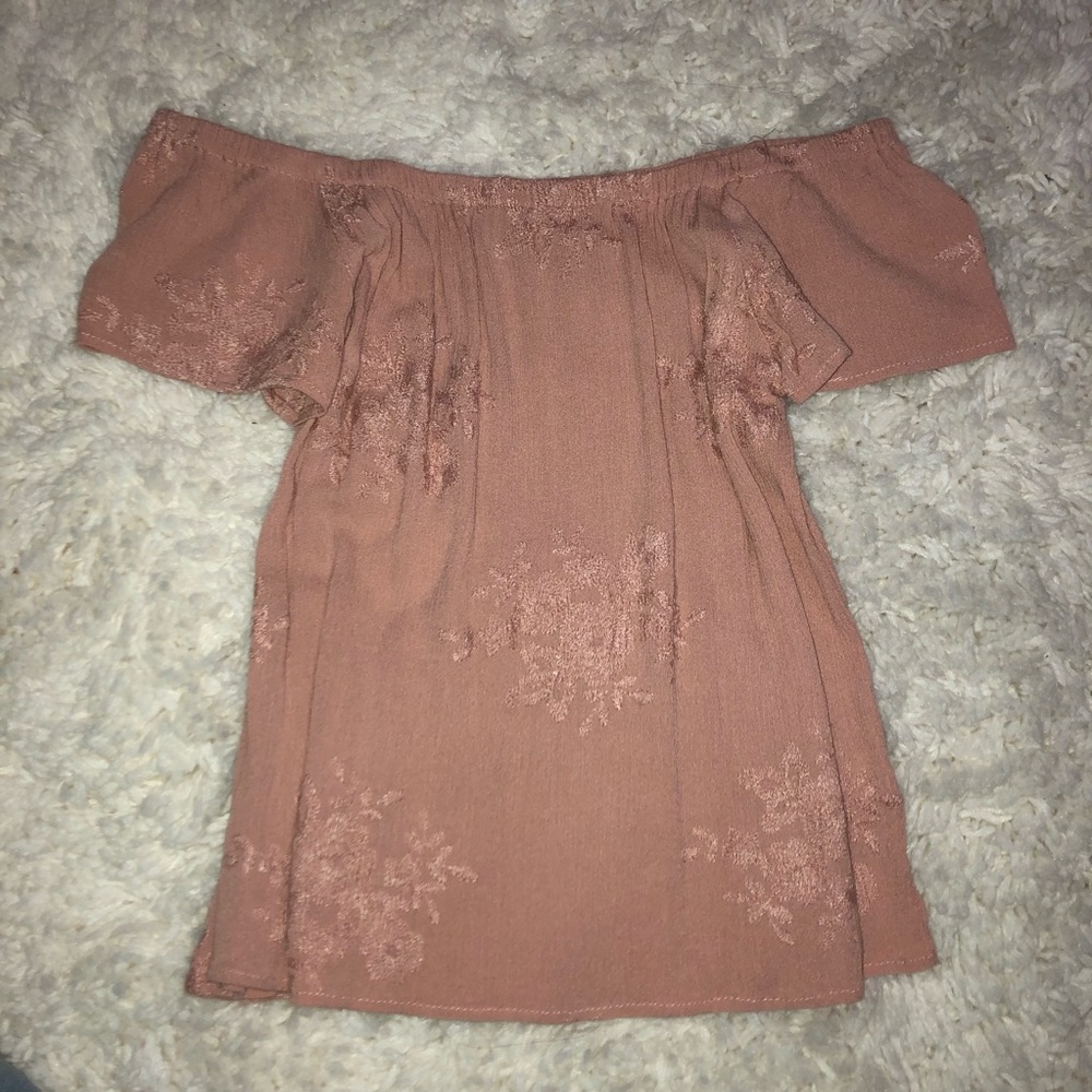 kendal and kylie off the shoulder top